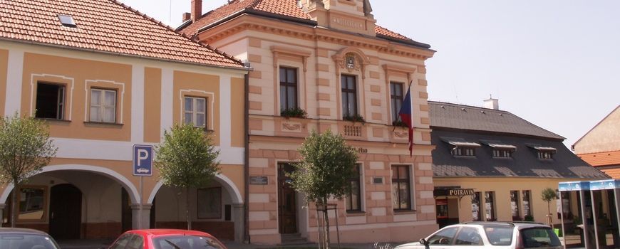 Stěhovací služby  Golčův Jeníkov
