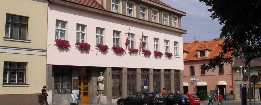 Stěhovací služby Nové  Strašecí