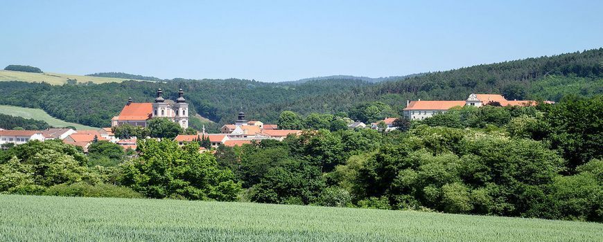 Stěhovací služby   Lomnice