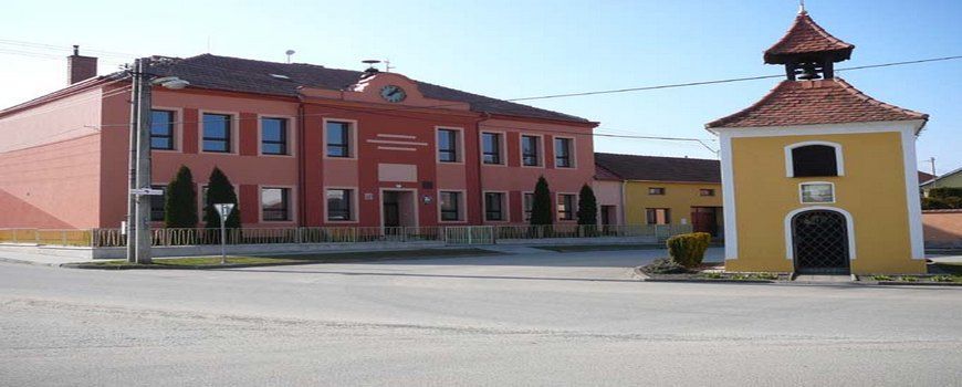 Stěhovací služby  Vážany