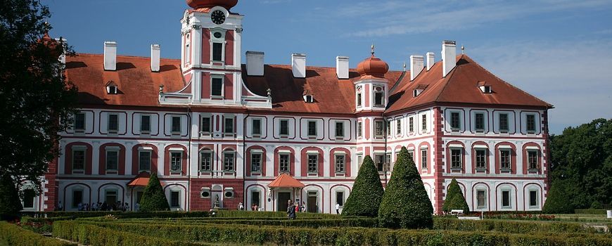 Stěhovací služby  Mnichovo   Hradiště