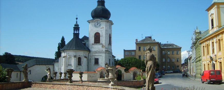 Stěhovací služby  Manětín