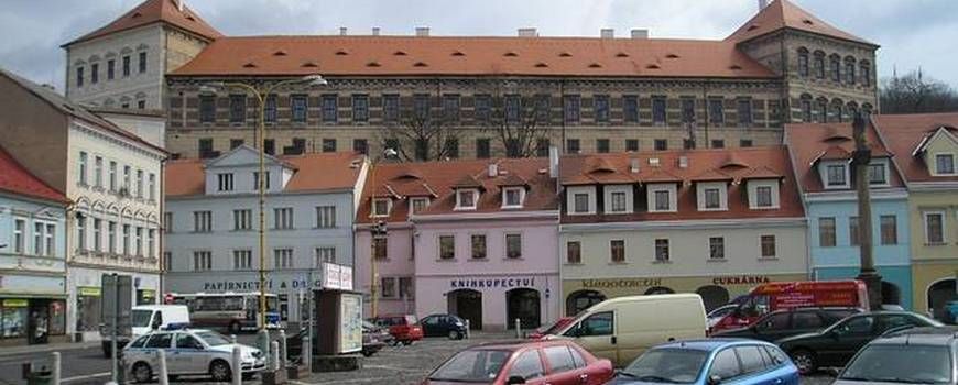 Stěhovací služby  Bílina