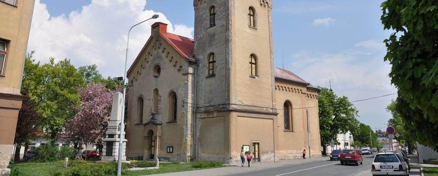 Vyklízení   Městec  Králové