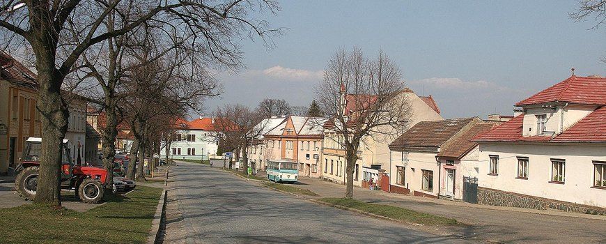 Stěhovací služby   Nasavrky