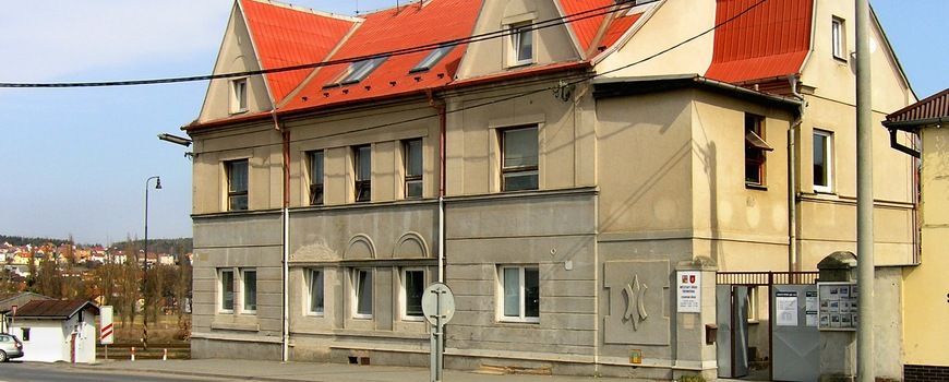 Stěhování    Třemošná