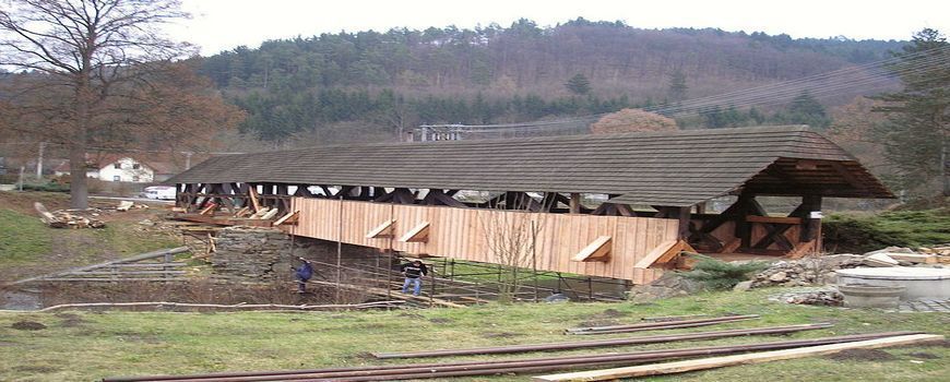 Stěhovací služby   Černvír