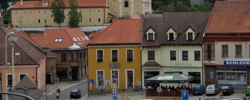 Stěhování    Dačice
